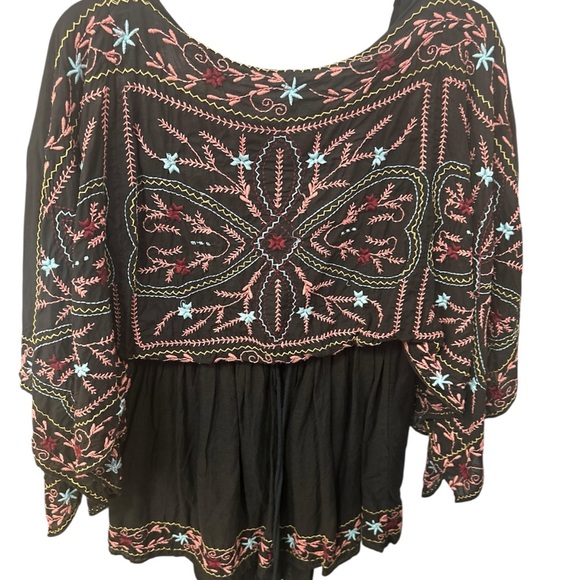 Free People Tops - Free peoples Embroidered Black Women's Top